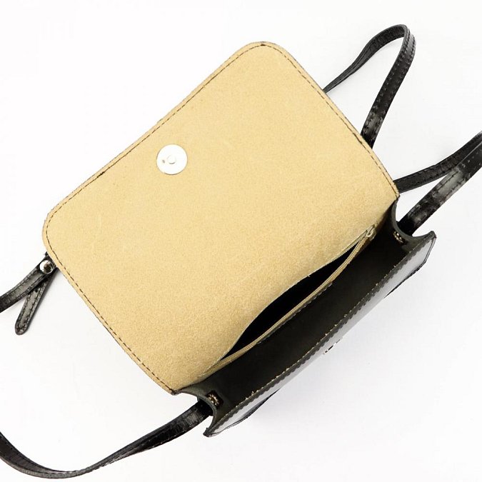 kozena-damska-crossbody-kabelka-gregorio-107-cerna-5